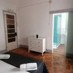 Rent a room in lisbon