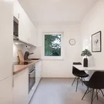 Rent 2 bedroom apartment of 969 m² in Dusseldorf