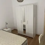 Rent 4 bedroom apartment in Lisbon