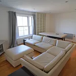 Rent 2 bedroom flat in  Hatton Park