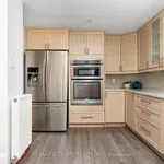 Maison de 1722 m² avec 3 chambre(s) en location à Toronto (Oakwood Village)