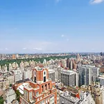 Rent 3 bedroom apartment of 232 m² in New York