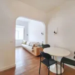 Rent 2 bedroom apartment of 60000 m² in lisbon