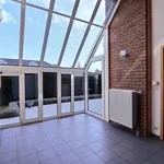 Huur 5 slaapkamer huis van 1600 m² in WATERLOO