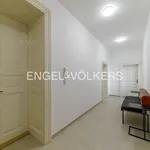 Rent 4 bedroom apartment of 110 m² in Prague