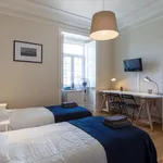 Rent 6 bedroom apartment in Lisbon