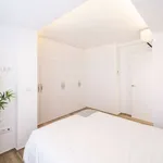 Rent 1 bedroom apartment of 50 m² in valencia