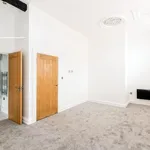 Rent 2 bedroom flat in West Midlands