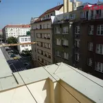 Pronajměte si 3 ložnic/e byt o rozloze 87 m² v Prague