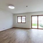 Rent 4 bedroom house in Praha - východ