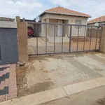 Rent 2 bedroom house of 50 m² in Pretoria