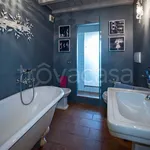 Rent 5 bedroom apartment of 240 m² in Lomagna