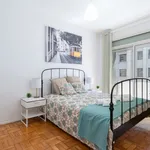 Rent 1 bedroom apartment of 55 m² in Porto