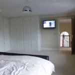 Rent 5 bedroom house in West Midlands