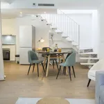 Rent 1 bedroom apartment of 624 m² in Málaga