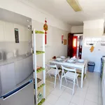 Rent 2 bedroom apartment of 80 m² in Amadora