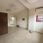 Affitto 1 camera appartamento di 300 m² in Lamezia Terme