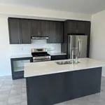 Maison de 3089 m² avec 4 chambre(s) en location à Clarington (Newcastle)