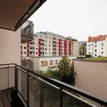 Pronajměte si 3 ložnic/e byt o rozloze 64 m² v Capital City of Prague