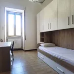 Rent 5 bedroom apartment of 145 m² in Viterbo