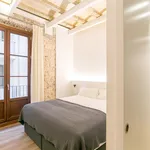 Rent 1 bedroom apartment of 60 m² in Barcelona