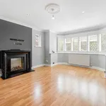 Rent 4 bedroom house in Hersham Road