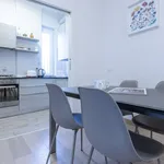 Rent 2 bedroom apartment of 65 m² in Milan