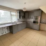 Rent 3 bedroom flat in Rushcliffe