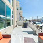 Rent 2 bedroom apartment of 90 m² in hermosa beach