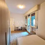 Rent 5 bedroom apartment of 180 m² in Modena