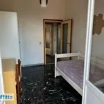 Affitto 3 camera appartamento di 70 m² in Bologna