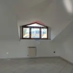 Rent 7 bedroom house of 260 m² in Caserta