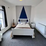 Rent 6 bedroom house in Swansea