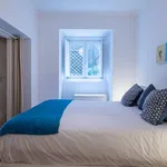 Rent 1 bedroom apartment in Lisbon