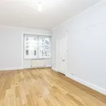 Rent 4 bedroom flat in London