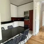 Appartement de 89 m² avec 3 chambre(s) en location à PARIS