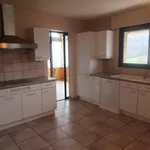 Maison de 179 m² avec 1 chambre(s) en location à Rodez