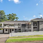 Rent 7 bedroom house in Sydney