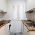 Rent 4 bedroom apartment in Madrid