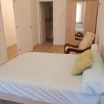 Rent 3 bedroom apartment in Bilbao