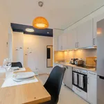 Rent a room of 107 m² in Hamburg