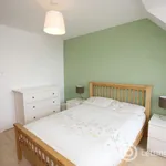 Rent 2 bedroom apartment in Edinburgh