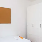 Rent a room in milan