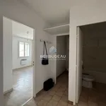 Rent 2 bedroom apartment of 41 m² in Carpentras