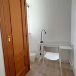 Rent a room of 130 m² in valencia