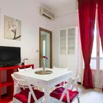 Rent a room of 65 m² in Milan