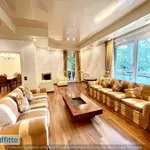 Rent 6 bedroom apartment of 330 m² in Rome