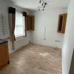 Rent 3 bedroom house in Bradford