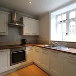 Flat to rent in Portsmouth Road, Guildford GU2