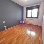 Alquilo 4 dormitorio casa de 111 m² en Madrid